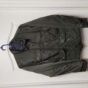 Fully Reversible Men's M light weight jacket.